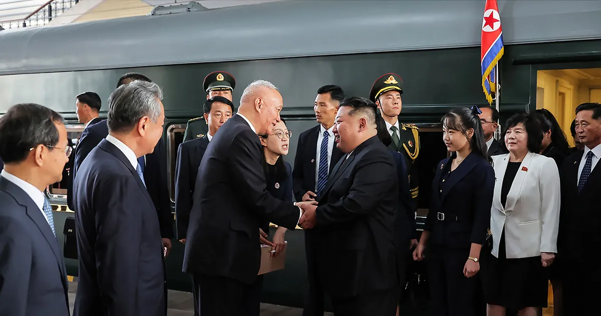 VIDEOD ⟩ Põhja-Korea liidri Kim Jong-uni mantlipärijaks peetav tütar tegi rahvusvahelise debüüdi