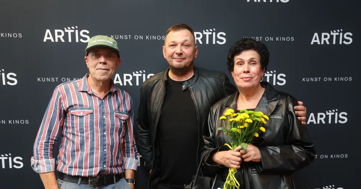 GALERII ⟩ Vaata, kes kohale tulid! Artise kinos esilinastus dokumentaalfilm Diana Klasist