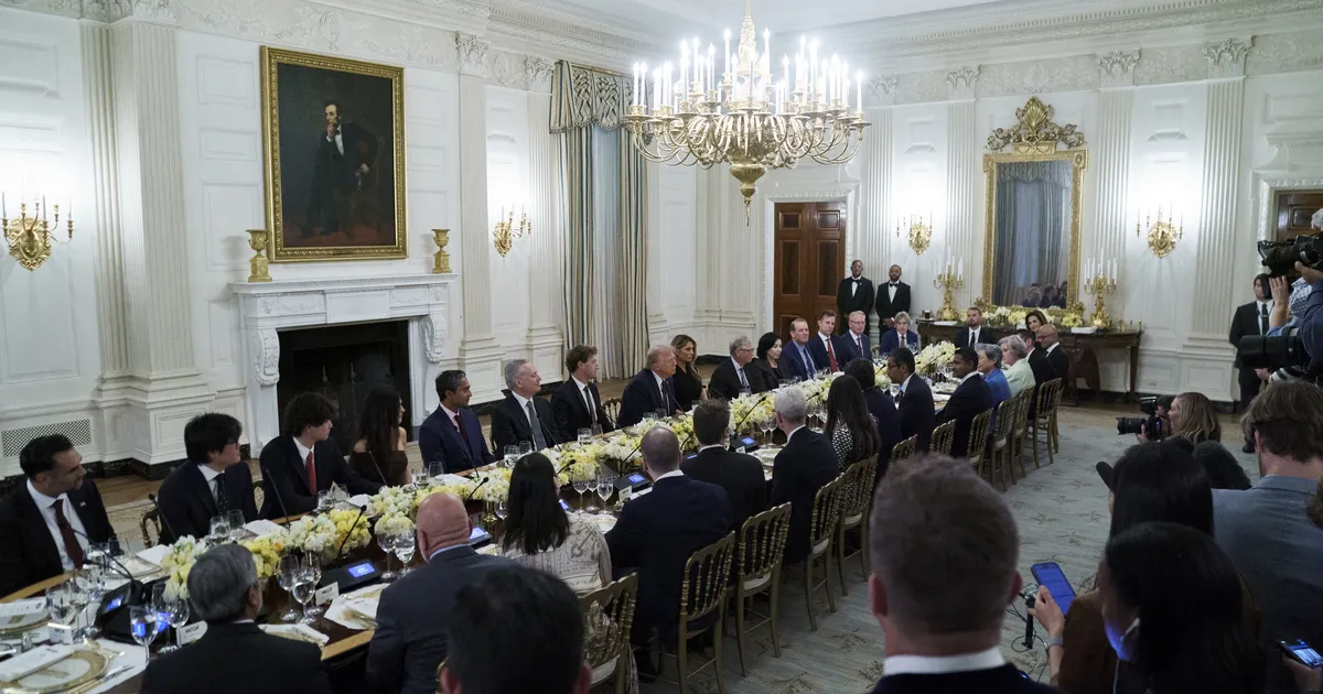 WSJ: IT-liidrid viibisid Valges Majas Trumpi kiitmise lõunal