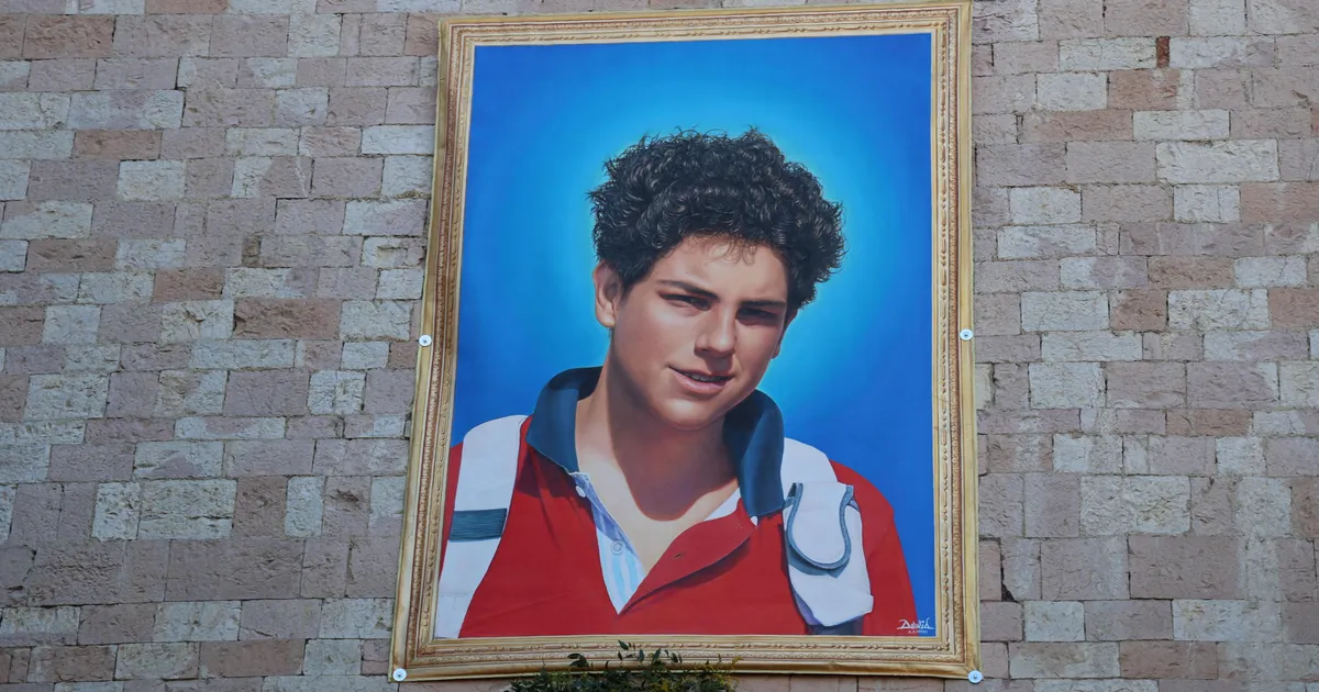 Paavst kuulutas «jumala suunamudijast» Itaalia teismelise pühakuks