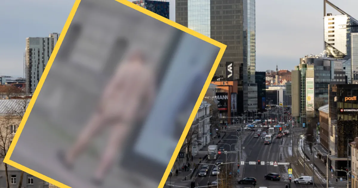 VIDEO ⟩ Tallinna kesklinnas lippas ringi paljas mees, politseile jäi ta tabamatuks