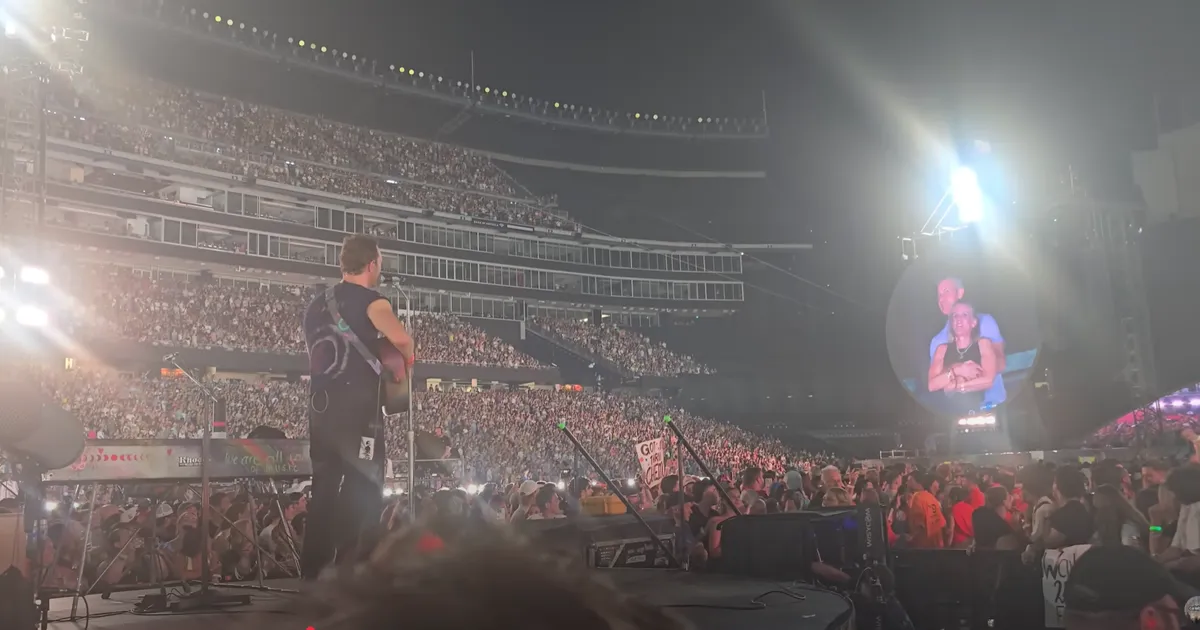 VIDEOD ⟩ Coldplay suudluskaamera skandaali naisosapoole abikaasa tegi üllatava avalduse