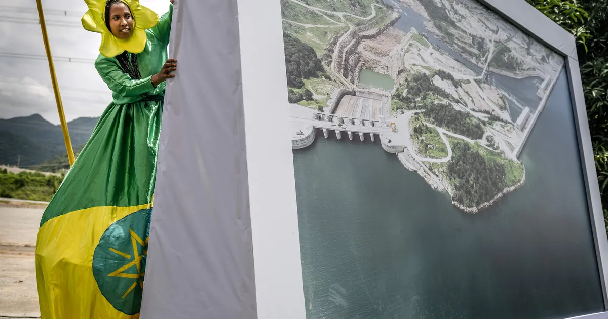 Etioopia peaminister peab äsja avatud hiidtammi kõigi mustanahaliste suursaavutuseks