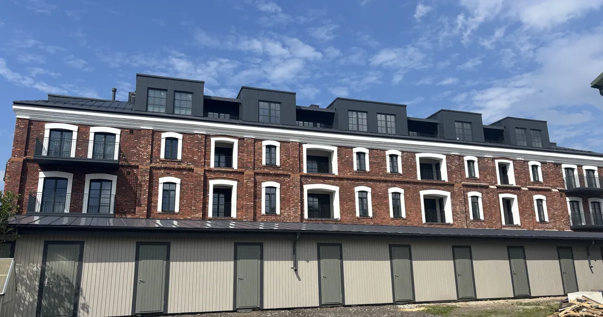 PILDID ⟩ Pärnu kinnisvaraarendaja rajas naabritele 120 000 euro eest uued kuurid