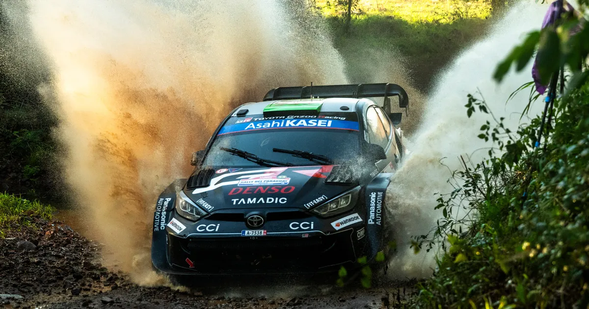 Toyota andis sõitjatele tiitlivõitluseks vabad käed, kuid Tänakut peetakse endiselt ohuks