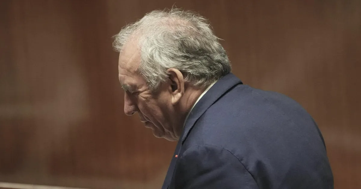 Valitsuse kukkumine langetas Prantsusmaa krediidireitingut