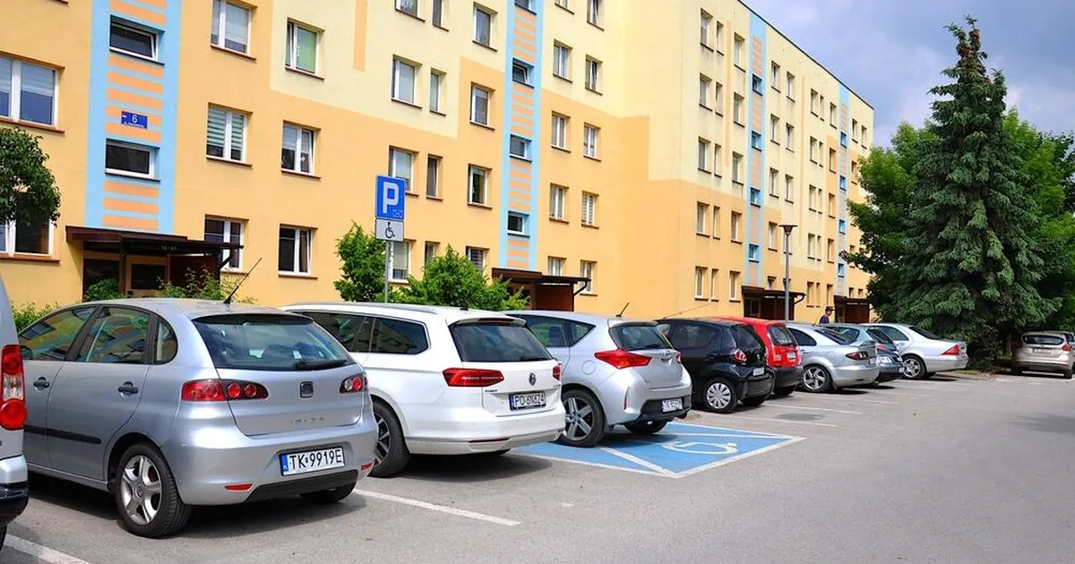 Autod kortermaja juures: kuidas tagada endale kindel parkimiskoht