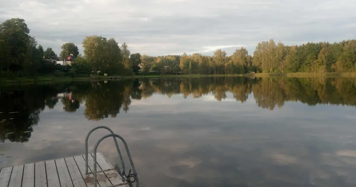 PARANORMAALNE NÄHTUS? ⟩ Lõuna-Eestis suvitanud mees väidab, et nägi Riiska järvel midagi eriskummalist