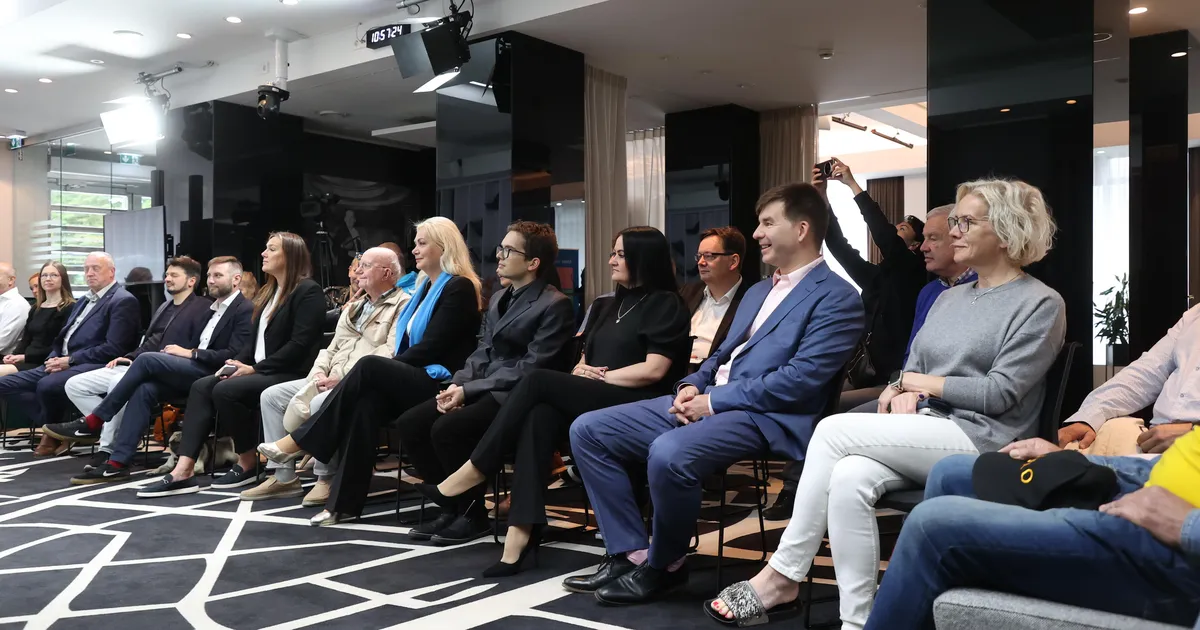 OTSEPILT ⟩ Tallinna valimisnimekirjade järjestus selgub liisuheitmise teel