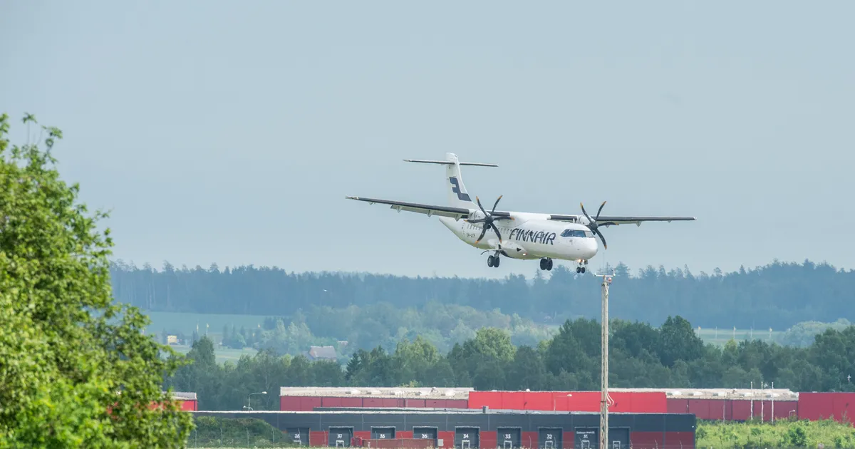 ÕHUPIIRANGUD ⟩ Tartu-Helsingi lennud tühistati. Õhuväe juht: nad võinuks helistada meile
