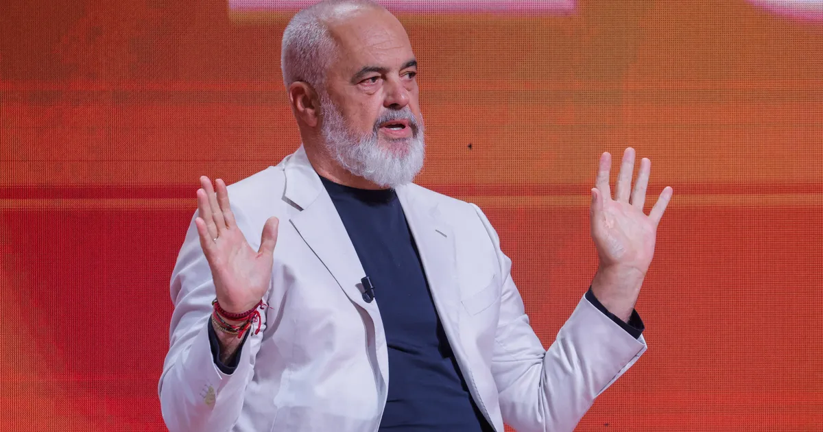 POLIITILINE FRIIKŠÕU ⟩ Albaanias pandi ametisse tehisaru loodud minister