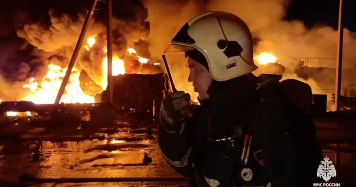 KAKS KAHE PÄEVAGA ⟩ Ukraina droonid tabasid järjekordselt suurt rafineerimistehast