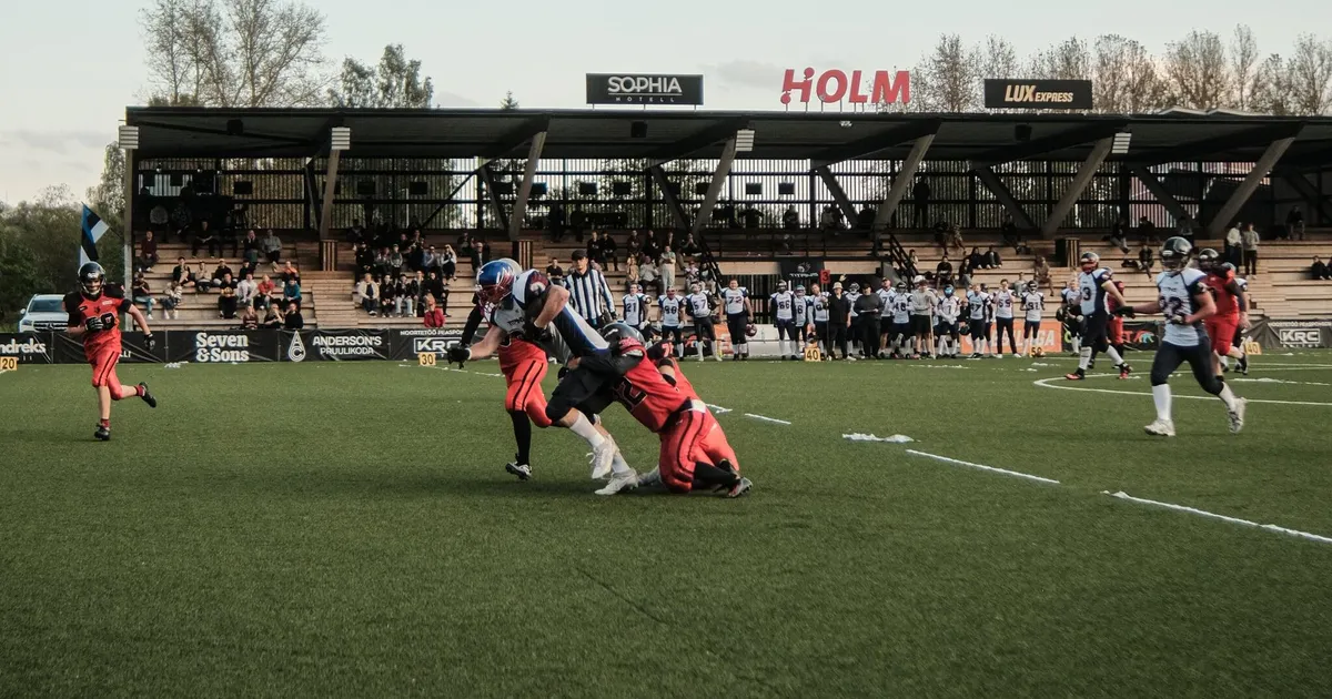 Ameerika jalgpalli mängivad titaanid avasid kaheksa aasta järel võiduarve