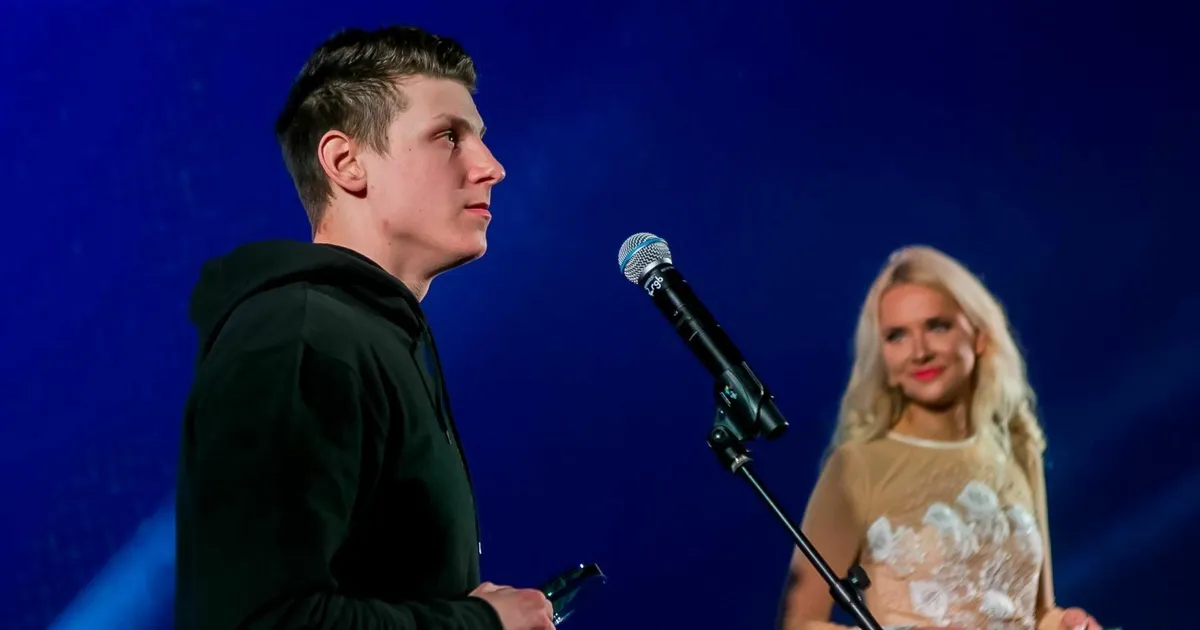 Kohatu suuvärgiga juutuuber ei loobu volikokku pürgimisest