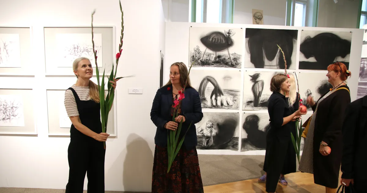 GALERII ⟩ Uue kunsti muuseumis avati näitus «Tungivast sisemisest vajadusest»