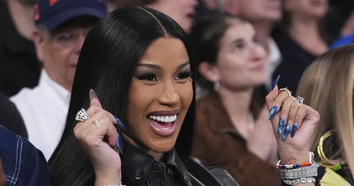 PALJU ÕNNE! ⟩ Räppar Cardi B ootab neljandat last