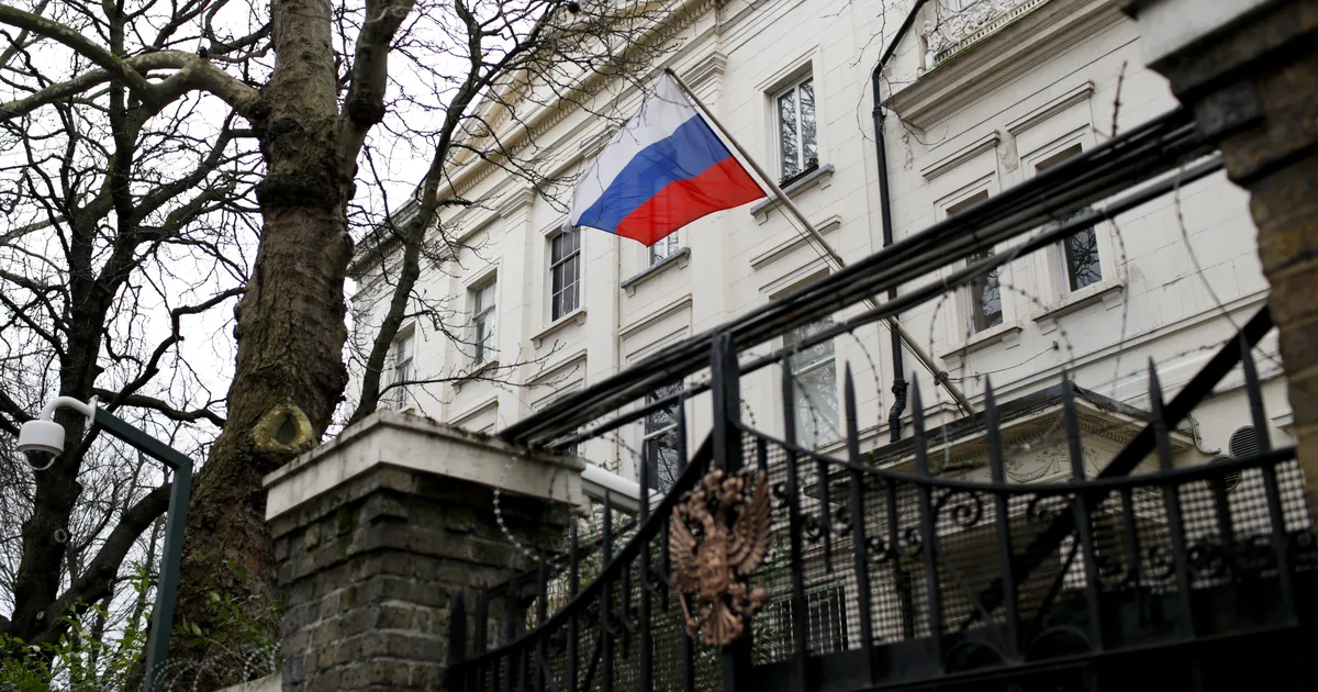 Ühendkuningriigis vahistati kolm Venemaa heaks spioneerimises kahtlustatavat