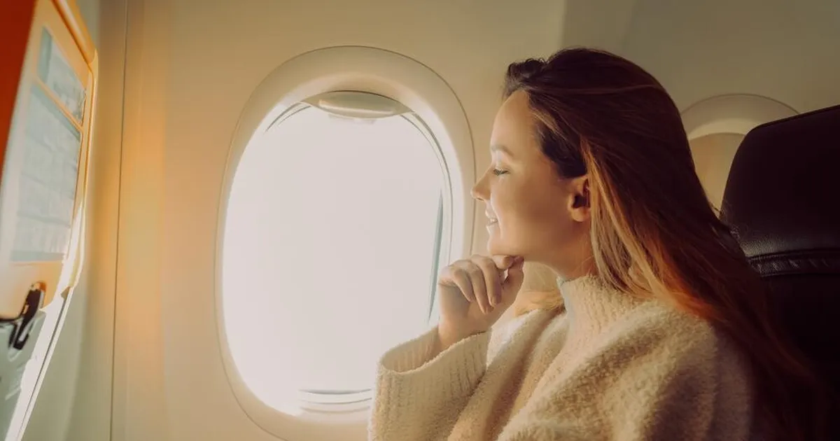 KAS ÜLE VÕLLI? ⟩ Naine maksis kavalalt kätte teda lennukis terroriseerinud mehele