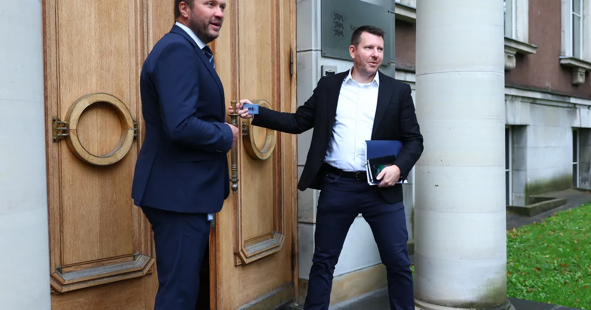 FOTOD ⟩ Riigikogu komisjonid tulid õhuruumi rikkumise tõttu erakorraliselt kokku