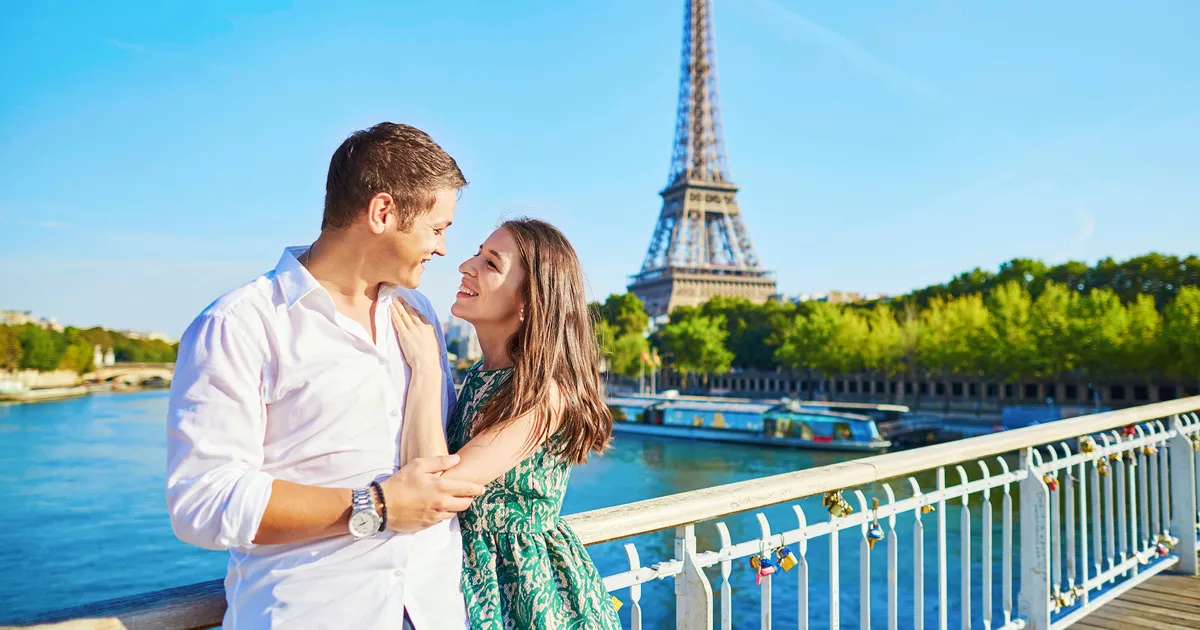 ROMAAN ⟩ «Ta oli noormehe peale pahane, et too tekitas temas tundeid, kui ta oli otsustanud mitte midagi tunda»