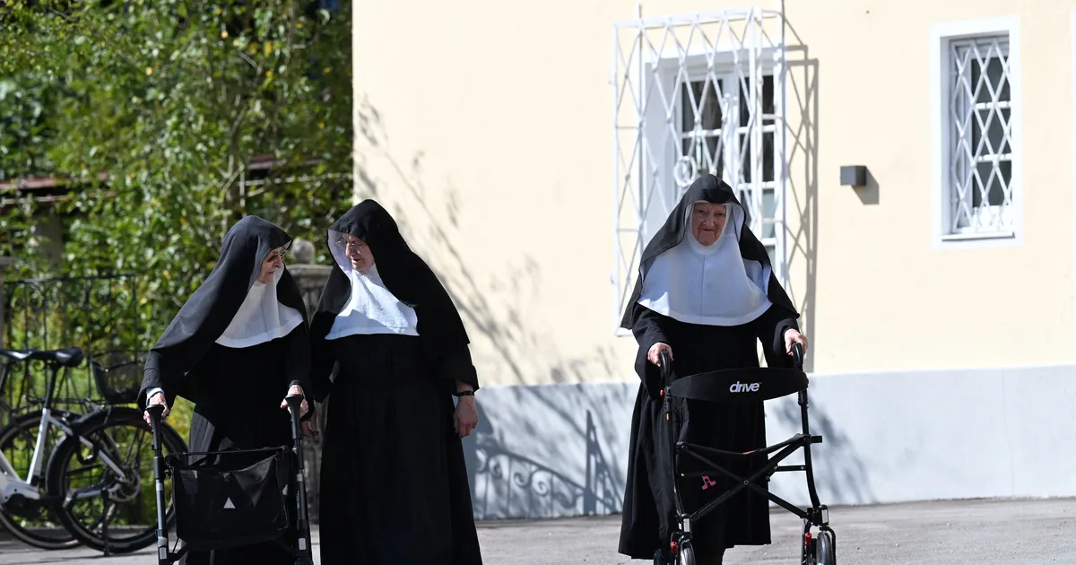 SKVOTTIVAD USUÕED ⟩ Vanadekodust putku pannud nunnad hõivasid Austrias maha jäetud kloostri