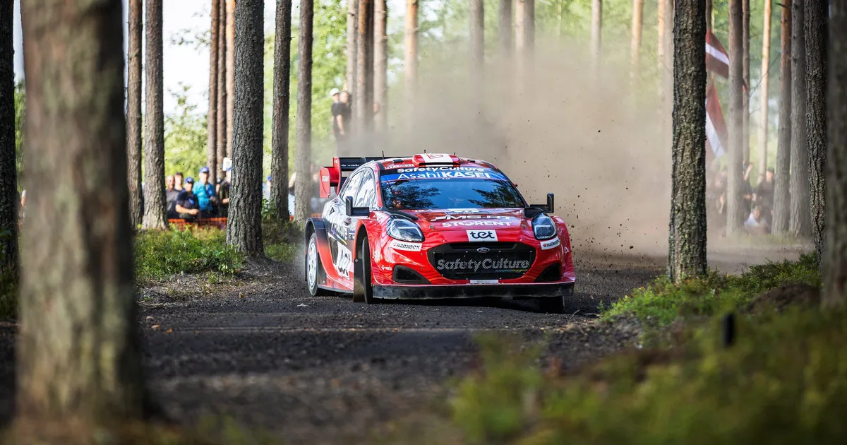 VIDEO ⟩ Läti ralliäss tegi kodumaal karmi avarii