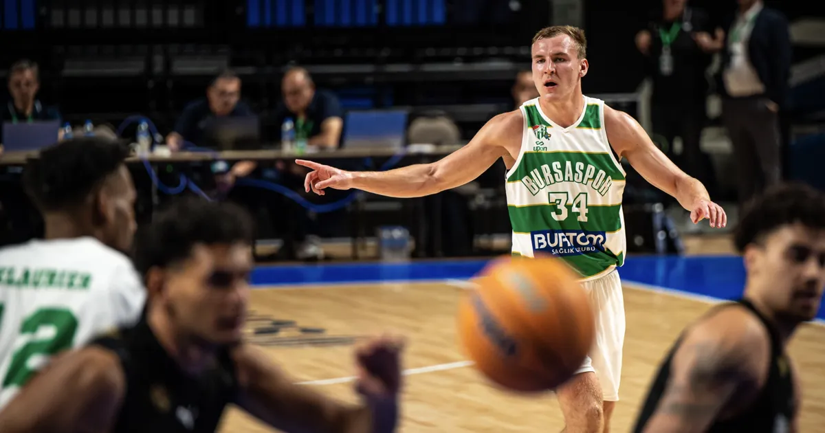 OTSEÜLEKANNE ⟩ Konontšuk ja Bursaspor on Meistrite liiga põhiturniirist võidu kaugusel