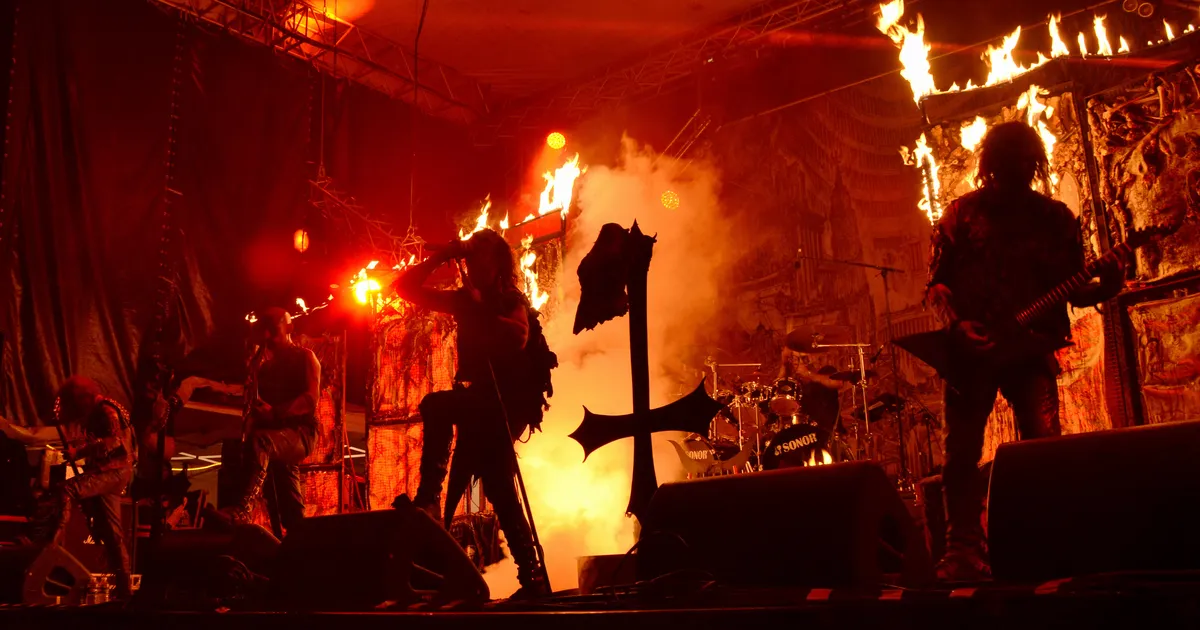 VERI JA PISARAD ⟩ Veel üks legendaarne metal'i ansambel jätab fännidega hüvasti ja läheb pensionile