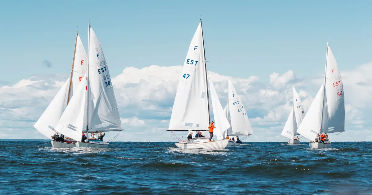 NAISED PAADIS: ⟩ Helgi regatt 2025