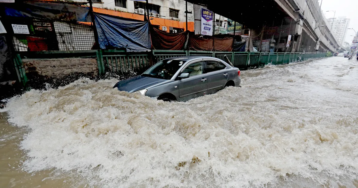 VIDEOD ⟩ Itaaliat laastavad rängad üleujutused: raudteed muutusid jõgedeks, evakueeriti sadu koolilapsi
