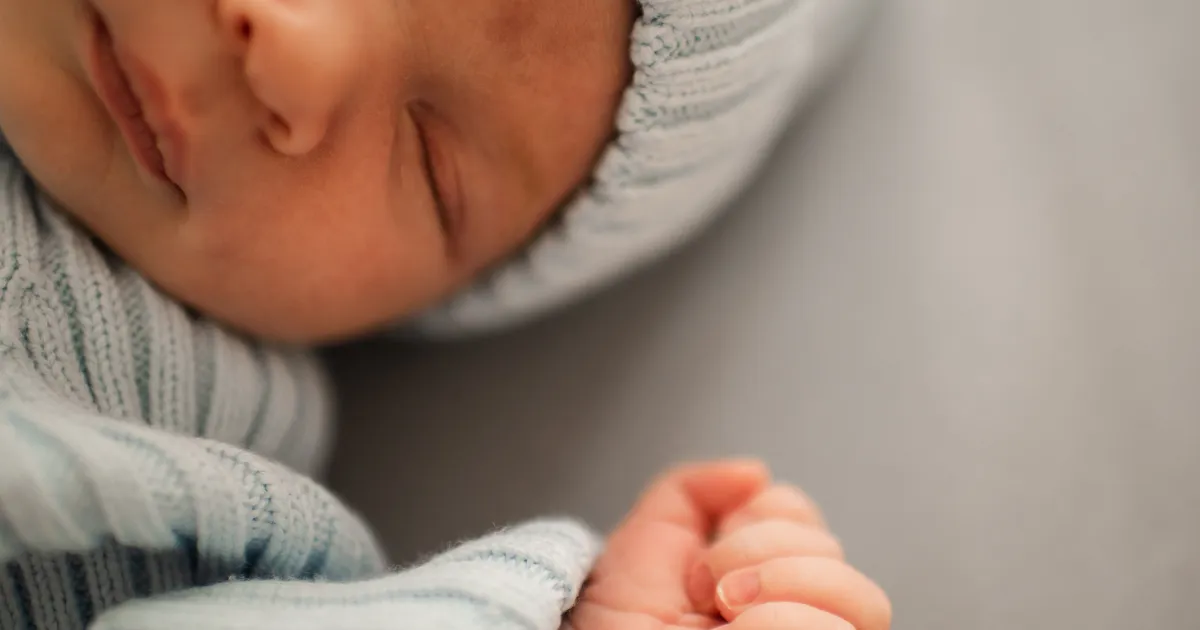 Perepuhkus Kreetal võttis noorte soomlaste jaoks traagilise pöörde: nad leidsid oma beebi voodist surnult