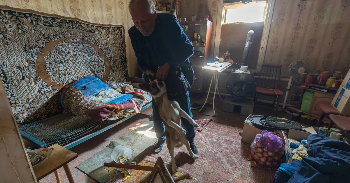 POSTIMEES UKRAINAS ⟩ Vaata videot elust linnas, kus surm varitseb igal meetril