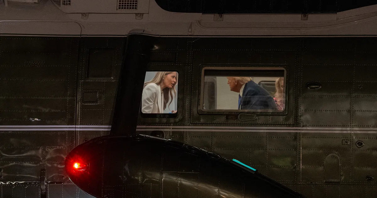 VIDEOD ⟩ Donald Trump viibutas oma naise suunas ähvardavalt näppu. Mis juhtus?