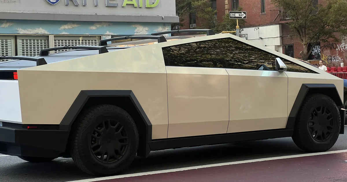 Teslal oli kohutav kuu, Ühendkuningriigis liisitakse elektriautosid palju odavamalt