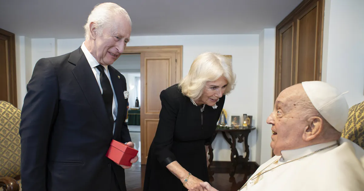 Kuningas Charles III teeb oktoobris riigivisiidi Vatikani