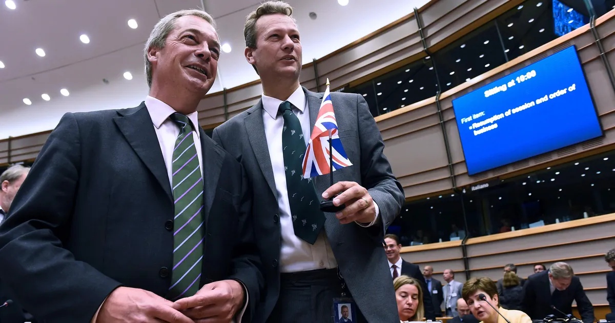 Endine Briti eurosaadik tunnistas Venemaad toetavate väidete eest altkäemaksu võtmist