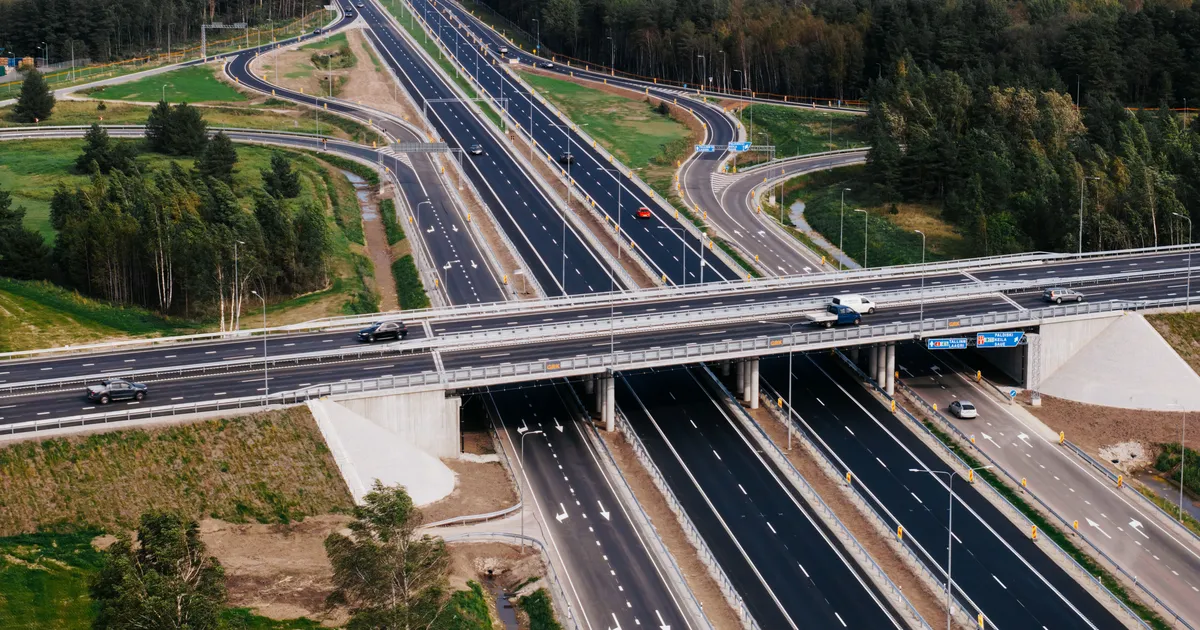 FOTOD ⟩ Õhku lastud Kanama viadukti asemele valmis uus