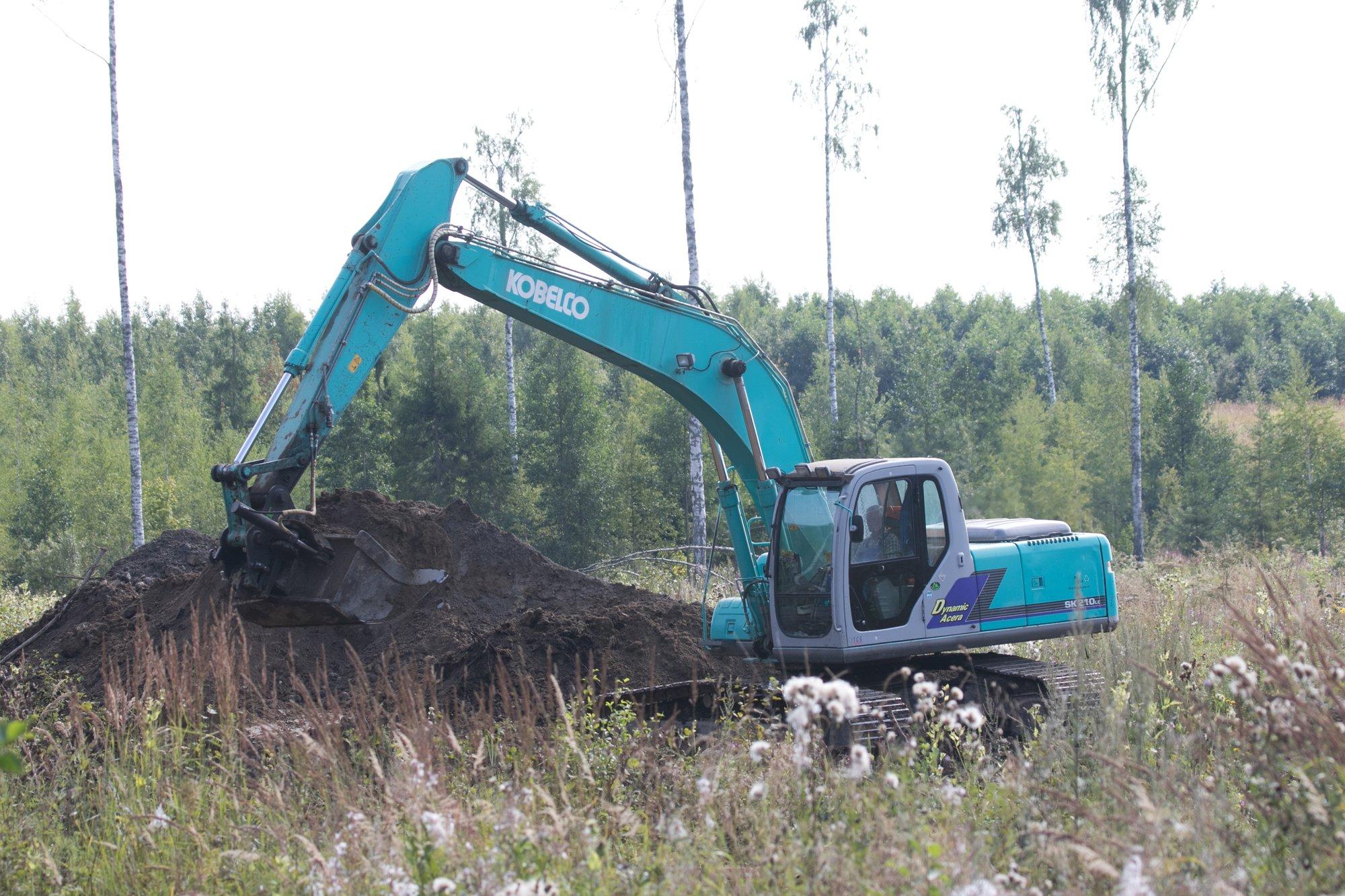 PTA: Metsküla sigade matmispaiga lähimatele kodudele oleks mõistlik puurkaevud ehitada