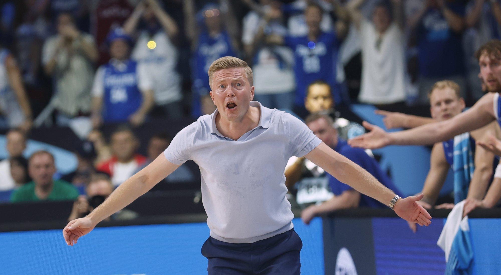 Käheda häälega Soome peatreener: hääl tuleb tagasi Jaapanis