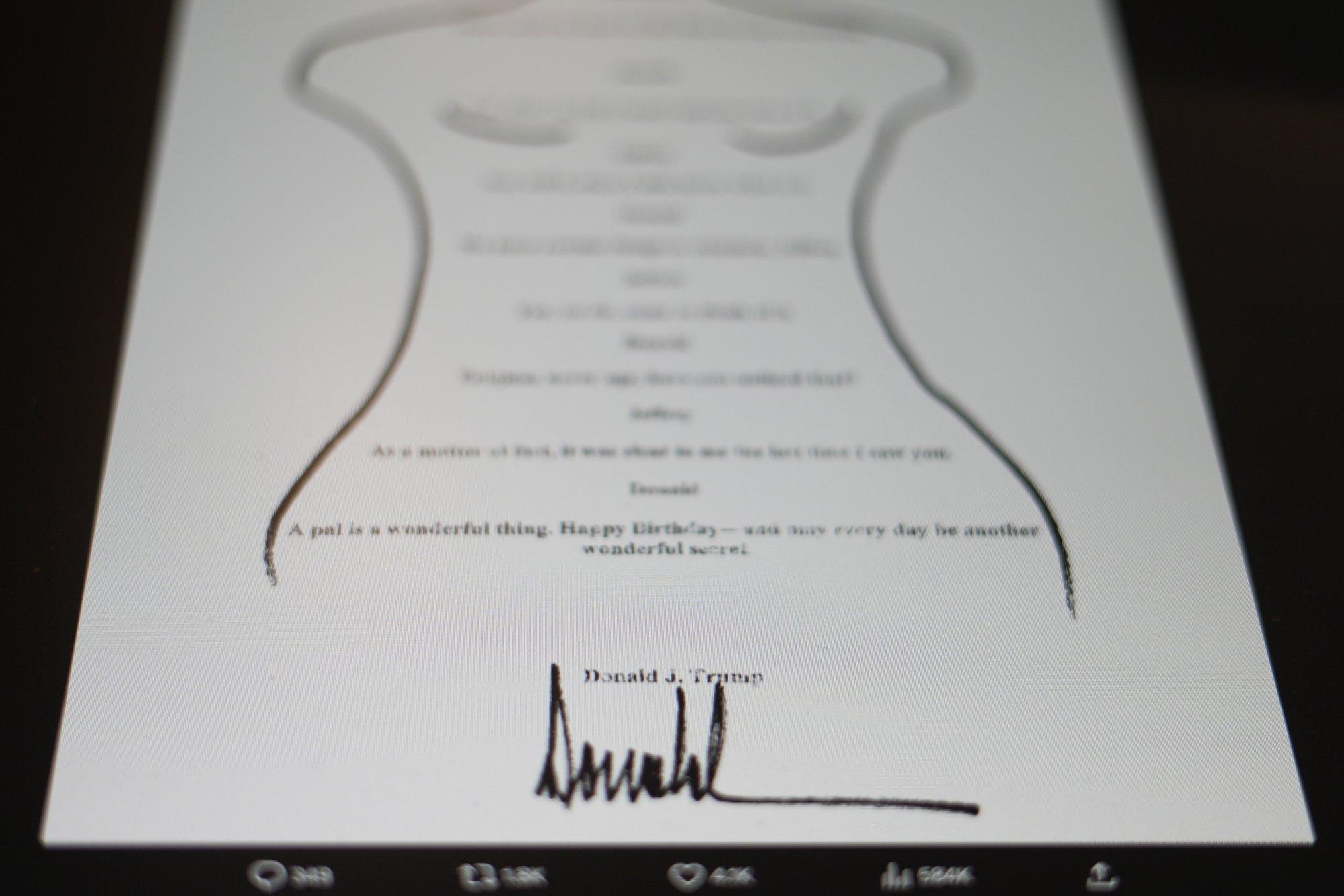 Valge Maja eitab, et pedofiil Jeffrey Epsteinile saadetud õnnitluskaardil on Trumpi joonistus ja allkiri