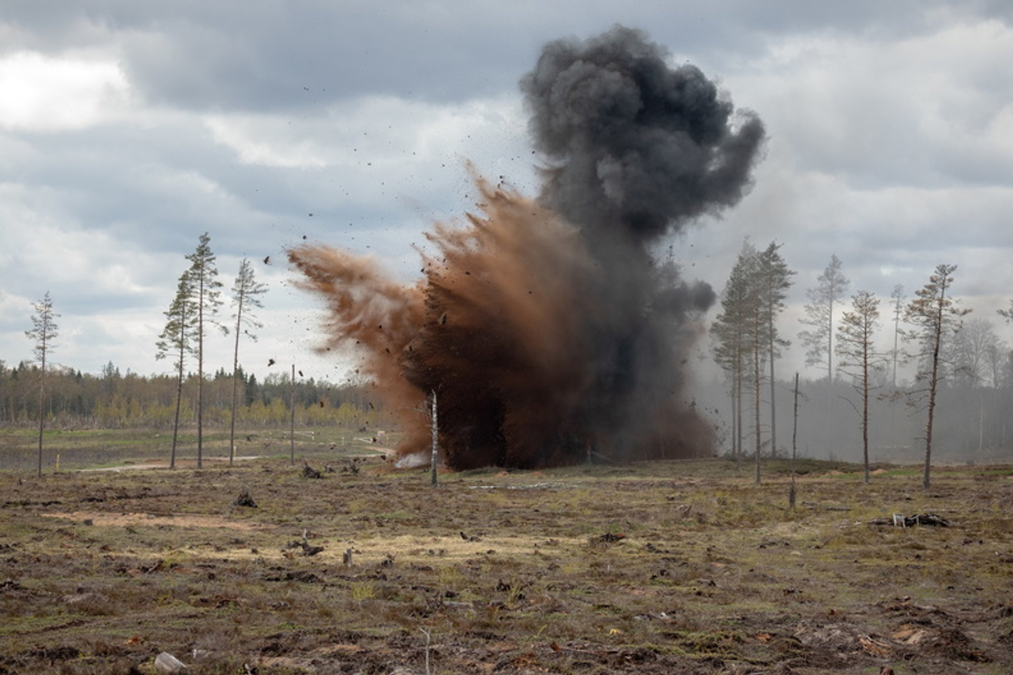 JUHTKIRI | Suur kaitsetööstus tahab tulla Eestisse. Pühime takistused juba eos kõrvale