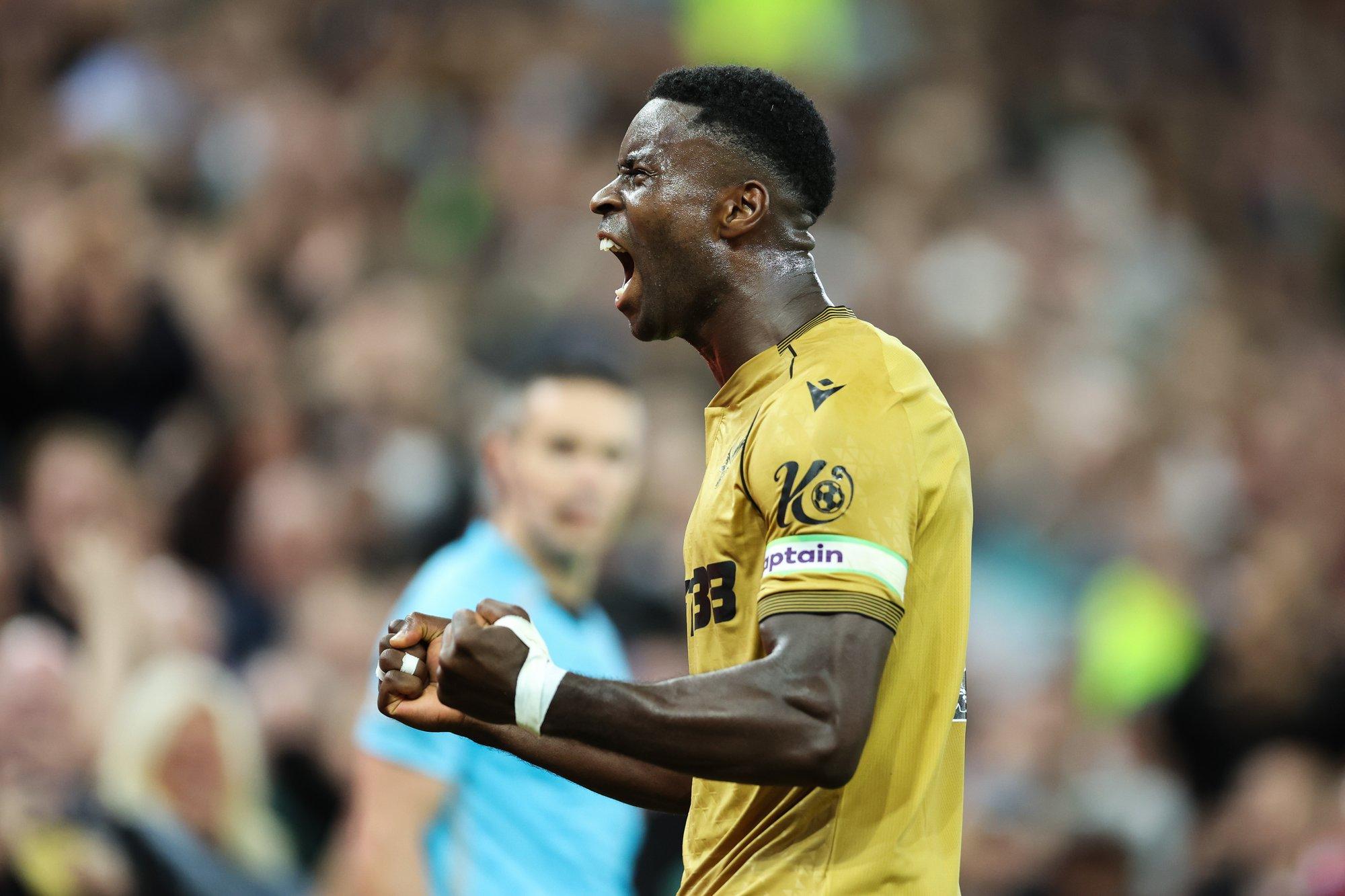 Rekordsumma kulutanud Liverpool ostis meeskonda ka Inglismaa koondise keskkaitsja