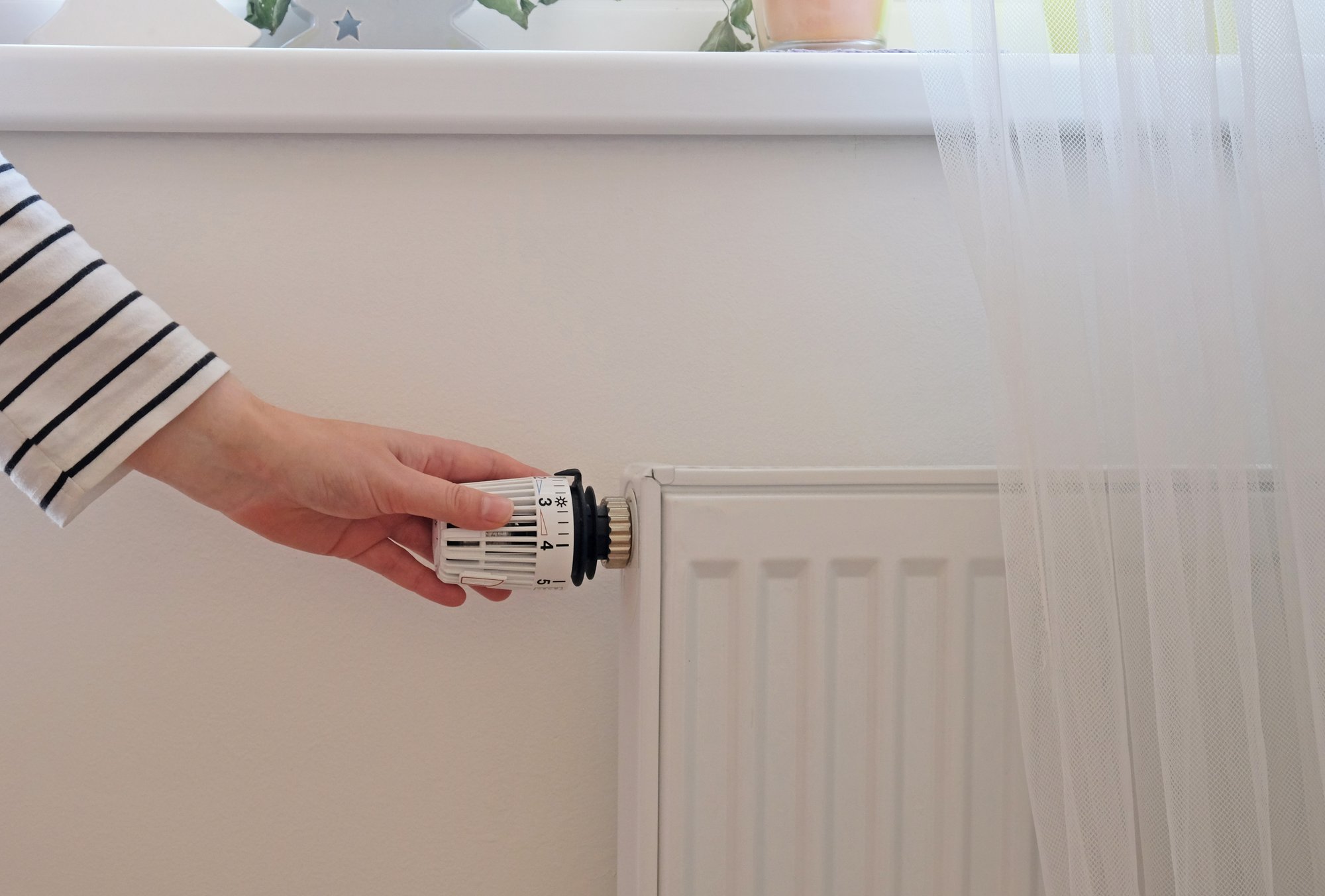 Kuidas oma kodu talveks ette valmistada ja elektriarvetelt kokku hoida