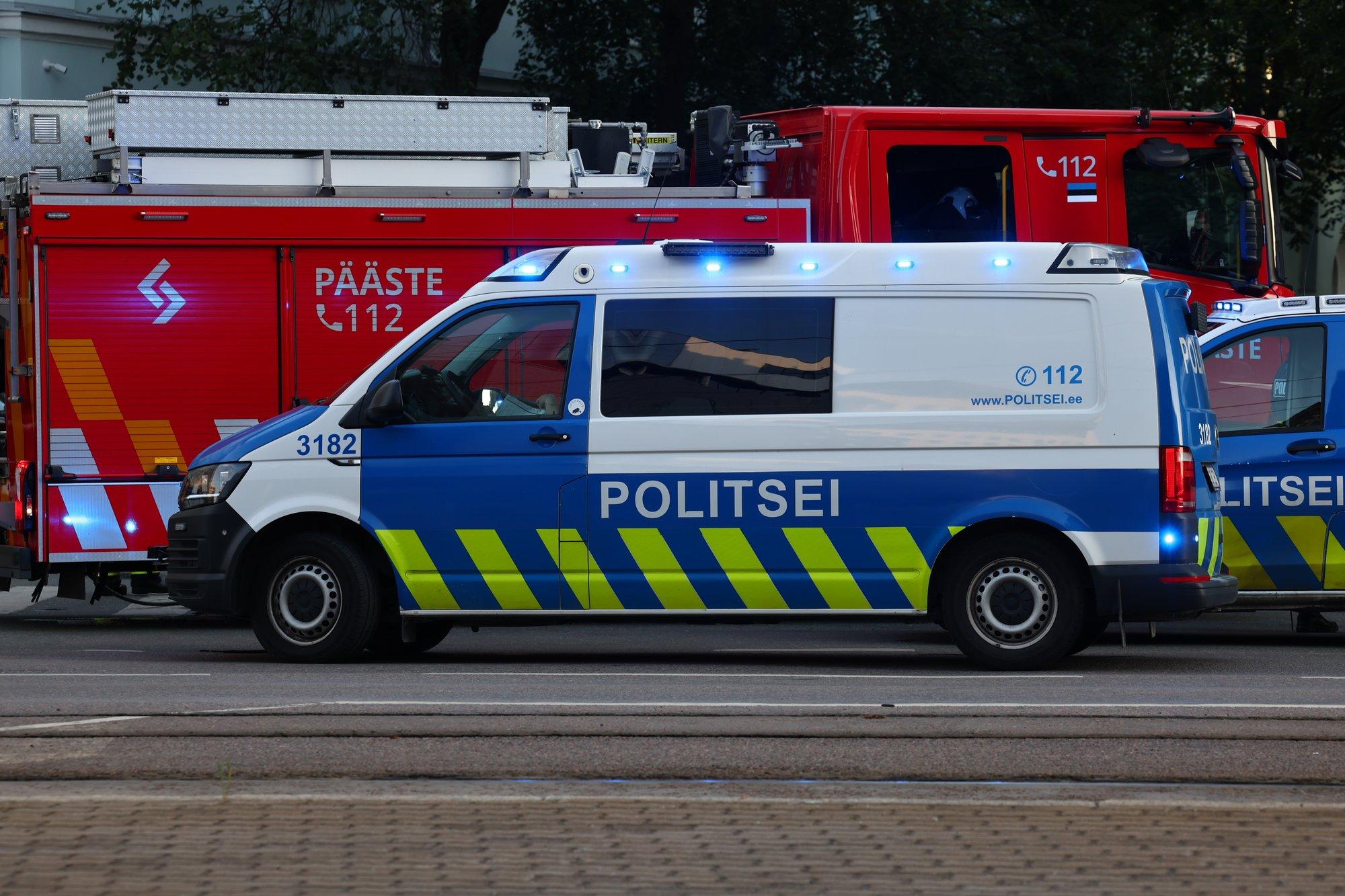 Päev liikluses: 17-aastane mootorrattur sõitis otsa autole