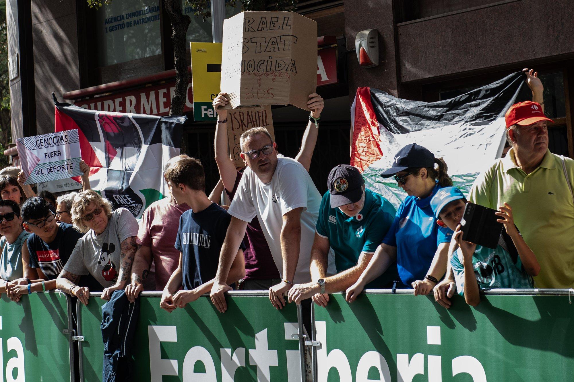 Hispaania välisminister toetab eestlase tööandja eemaldamist Vuelta velotuurilt