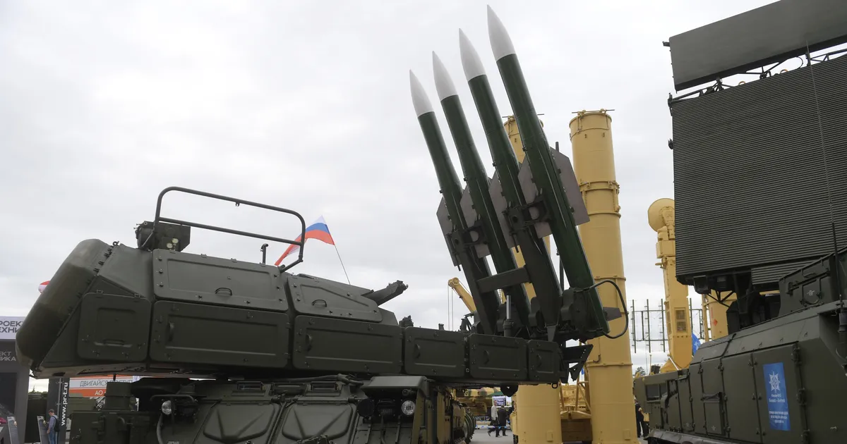 RAINER SAKS ⟩ Zelenskõi ähvardas rünnata Moskvat, kuid venelastel on õhutõrjeraketid otsakorral