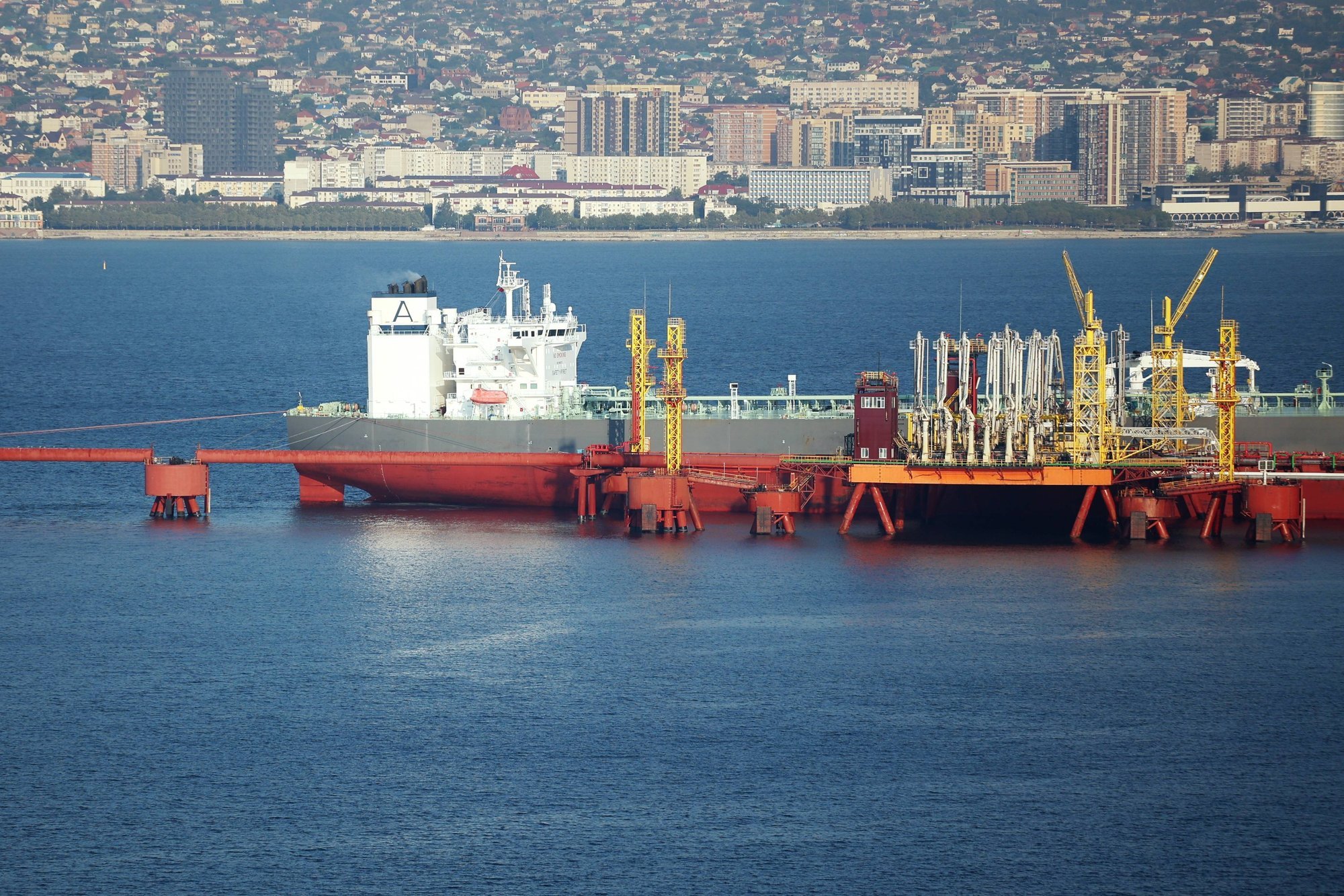 SÕJAPÄEVIK (1310. päev) | Ukraina ründas Vene naftasadamaid. Venemaa lubab hukkunute peredele hüvitist