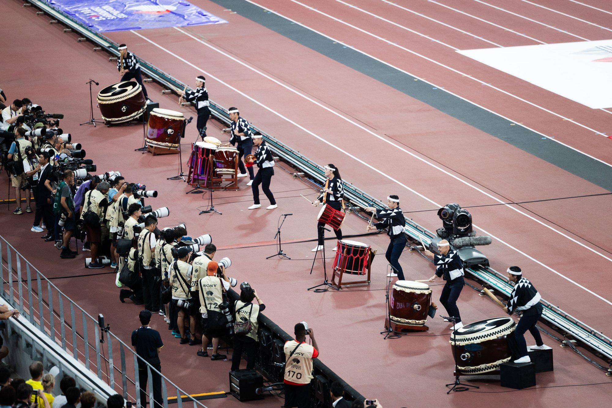 BLOGI TOKYOST | Kuulitõuke valitseja Crouser tuli kolmandat korda maailmameistriks, Femke Bolist jäi USA vastu väheks