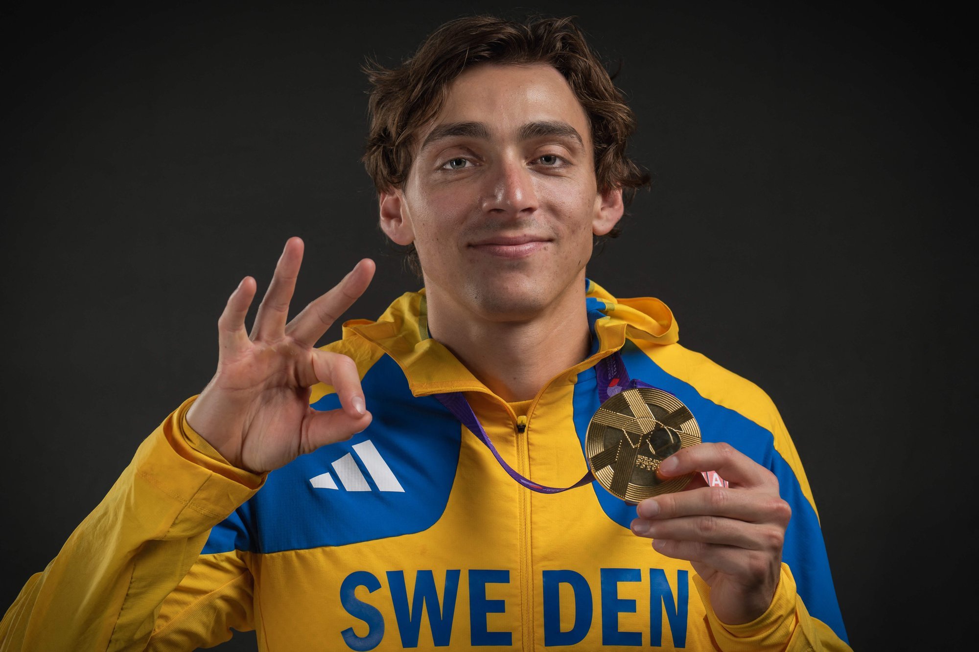 GRAAFIKUD | Iga maailmarekordiga suuri summasid teeniv Armand Duplantis on viinud teivashüppe müstilisele tasemele