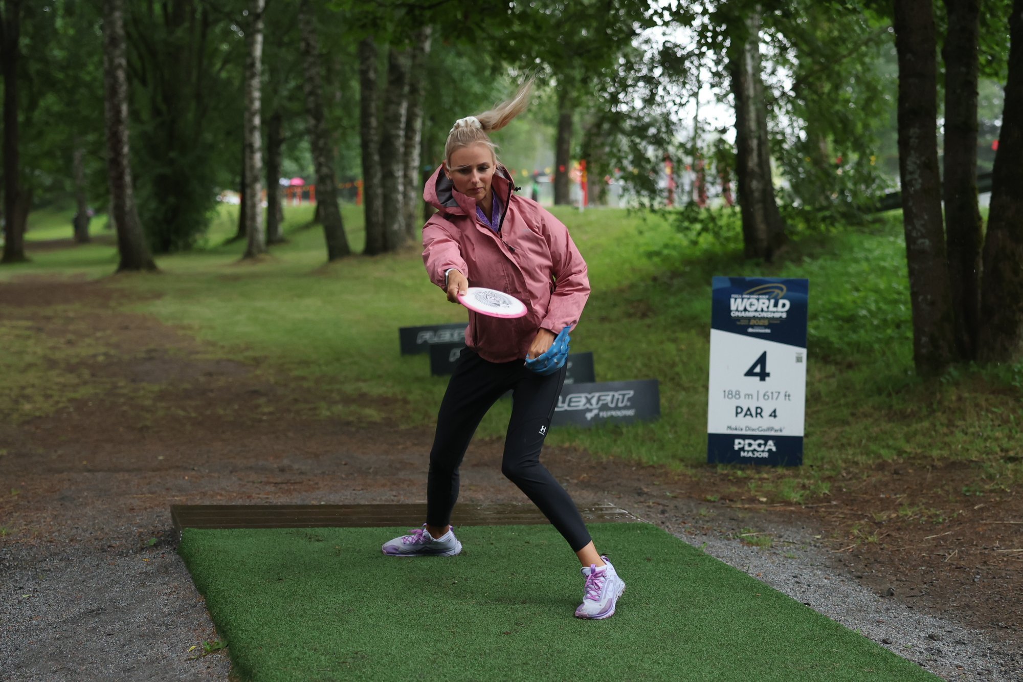 VIDEO | Eesti naised on Leicesteri profituuri etapil parimatest kaugel, Gannon viskas hole-in-one´i!